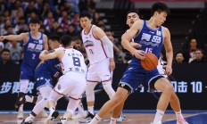九游中国-深圳男篮击败新疆队，取得激动人心胜利