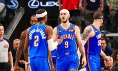 九游娱乐入口-快船终结对雷霆连败，迎来反弹