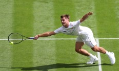 九游app下载-温网鏖战拉沃尔杯，梅德韦杰夫点燃赛场