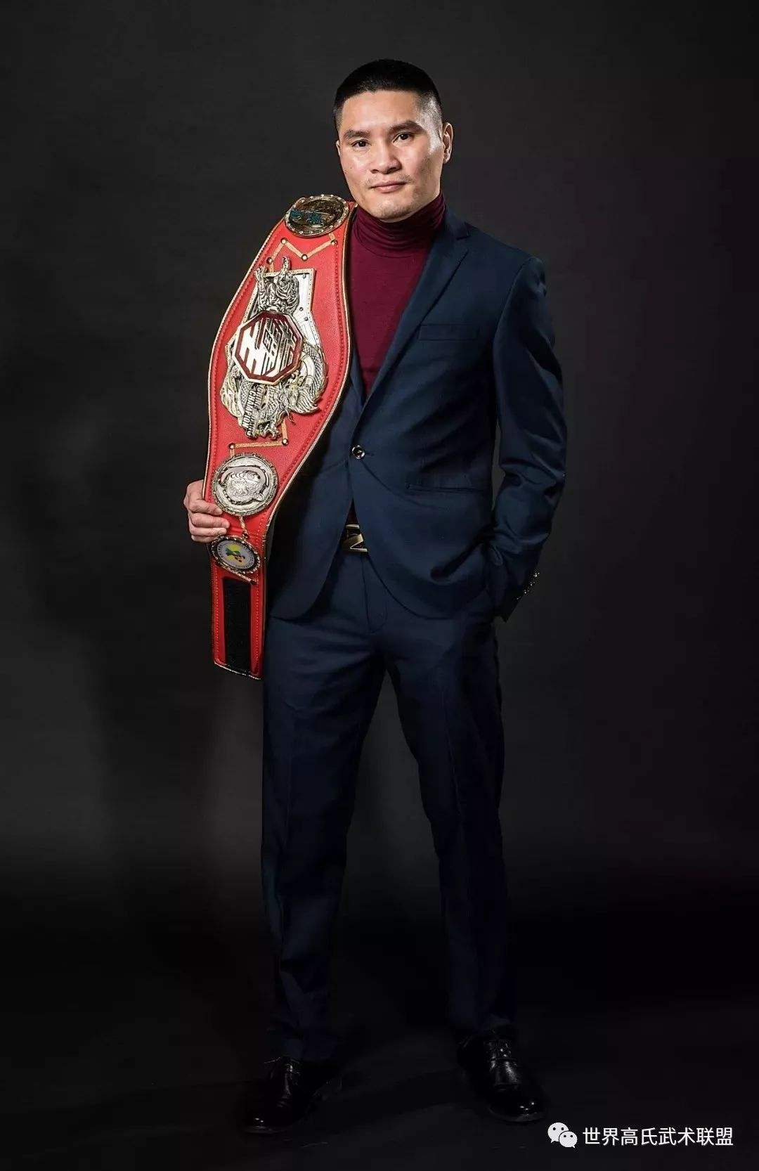 南非拳击选手凭借出色实力，蝉联冠军