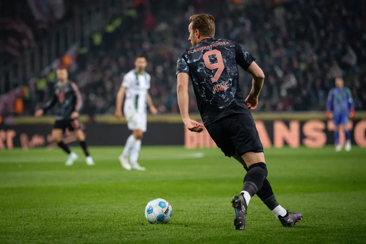 门兴格拉德巴赫主教练宣布调整阵容应对对手的简单介绍