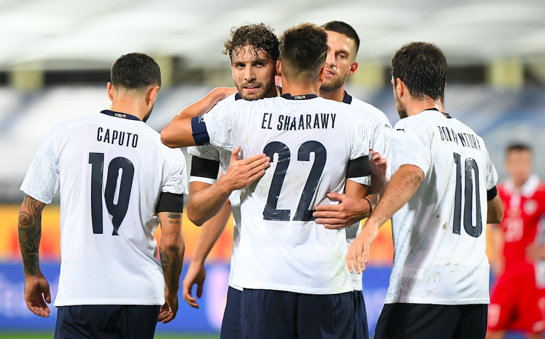 包含克罗地亚横扫摩尔多瓦，实现三连胜的词条