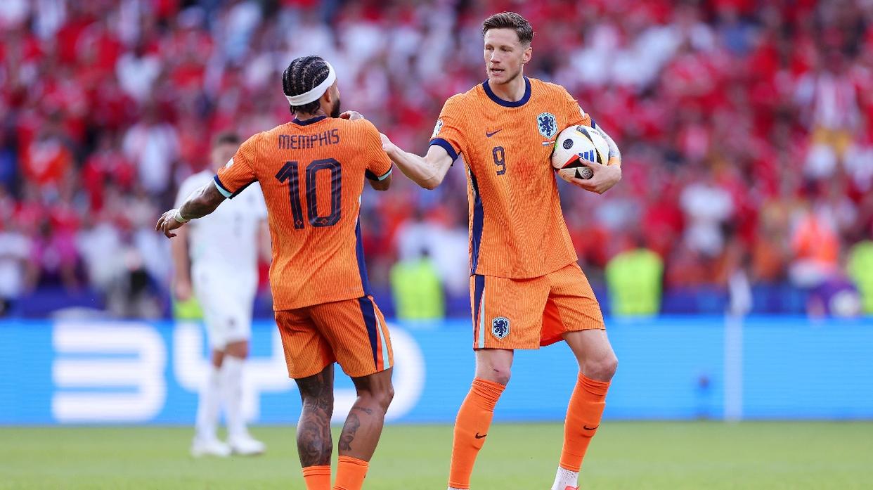 荷兰点球惜败捷克，止步欧洲杯八强