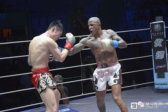 中国鏖战摩洛哥，布鲁诺点燃赛场