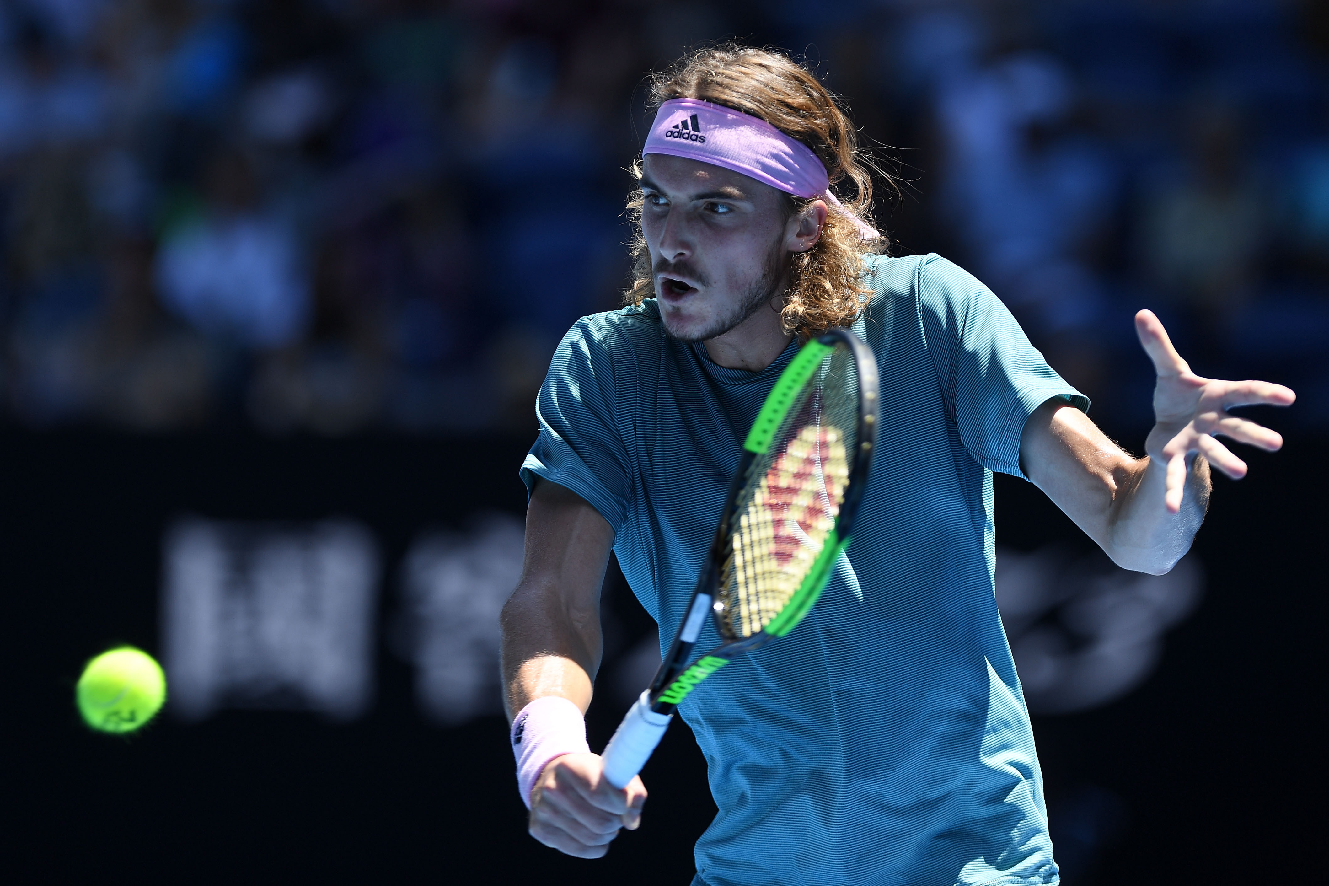 关于戴维斯杯轻取年终总决赛，西西帕斯状态火热的信息