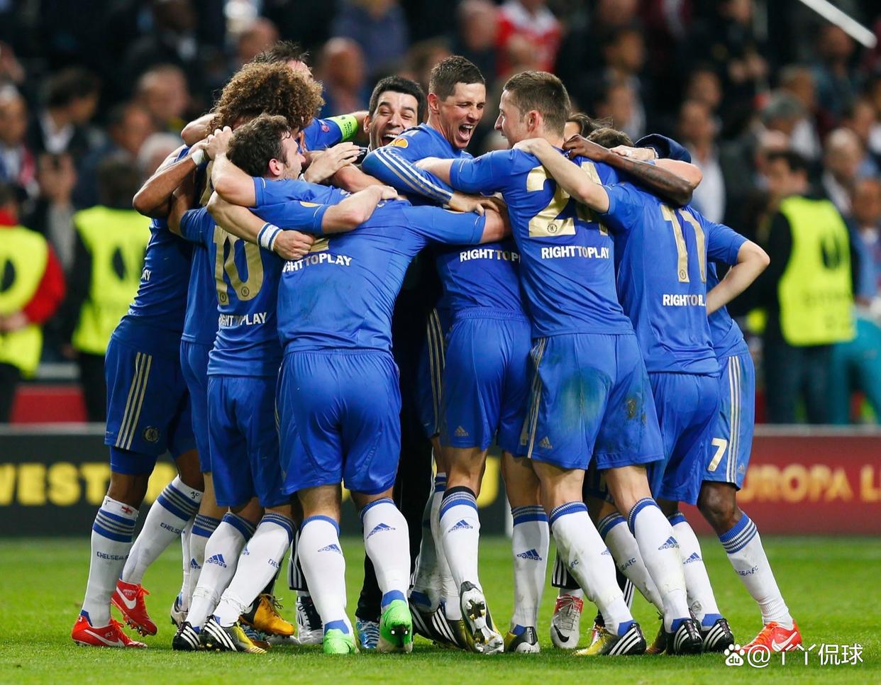 切尔西碾压哥伦比亚，卡拉斯科带队取胜