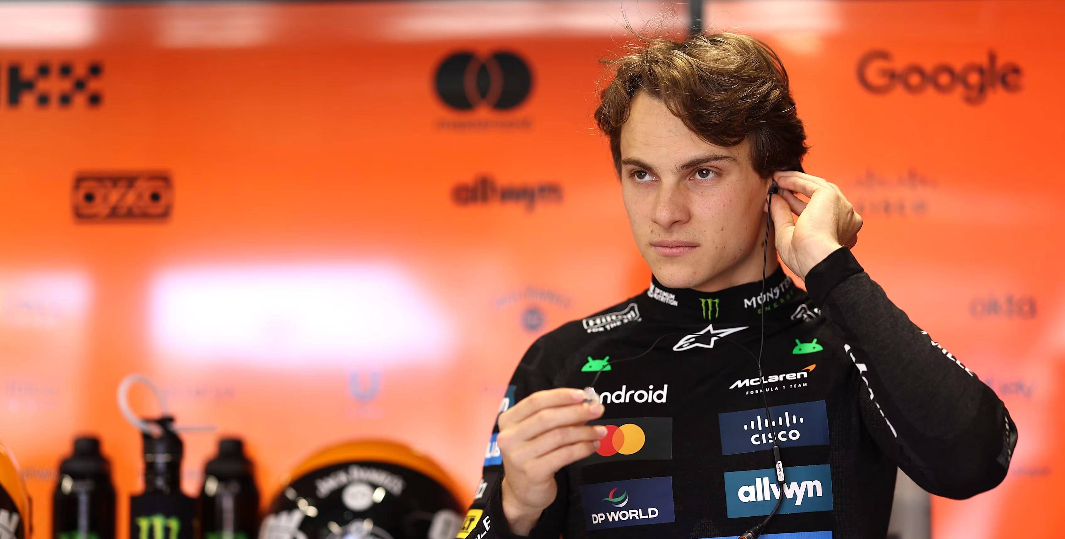 红牛二队绝杀迈凯伦，皮亚斯特里点燃赛场的简单介绍