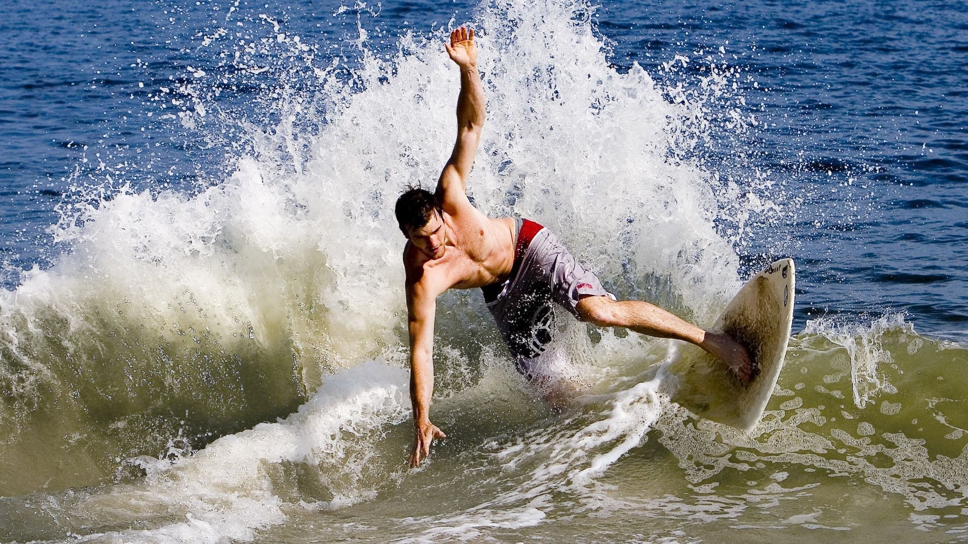 布伦森完美掌控全场，奇才主场力克黄蜂彰显核心价值